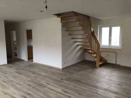 Schöne 3,5 ZKB Maisonette in Sinsheim-Reihen