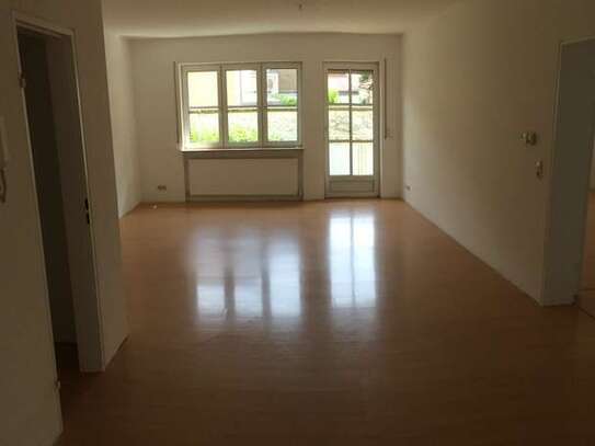 Gemütliche 3 Zimmer Wohnung mit Balkon