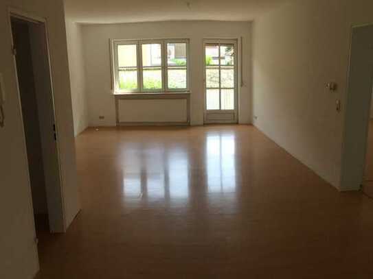 Gemütliche 3 Zimmer Wohnung mit Balkon