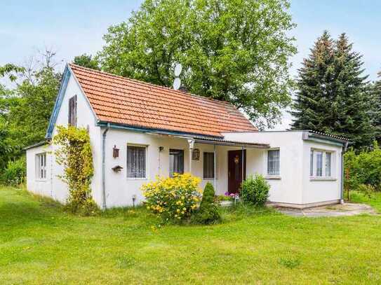 Garage, Terrasse, Nebengebäude, großes Grundstück: Einfamilienhaus mit viel Potenzial in Petershagen