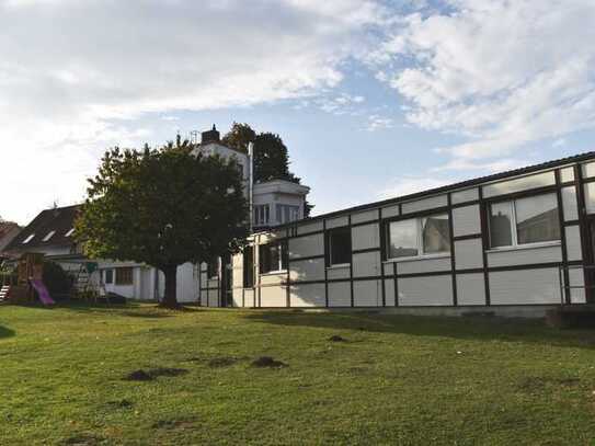 Göttingen-Elliehausen: geräumige Halle (ca. 180 m²), Ortrandlage