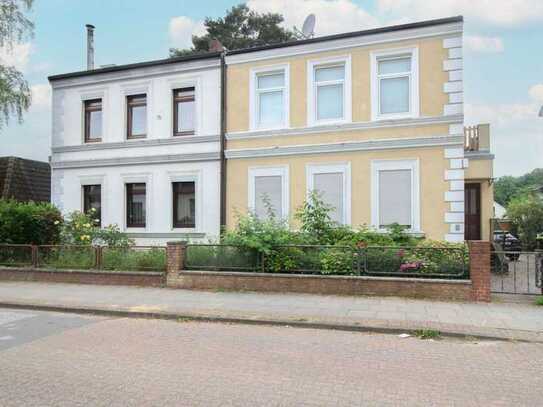 Teilvermietetes Zweifamilienhaus mit Nebengebäude in zentraler Lage von Hamburg-Wilstorf