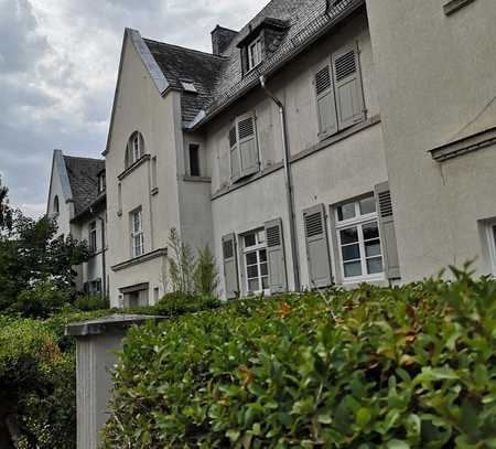 Wunderschöne 4-Zimmer-Altbau Wohnung mit EBK, Gartenmitbenutzung in Bad Kreuznach