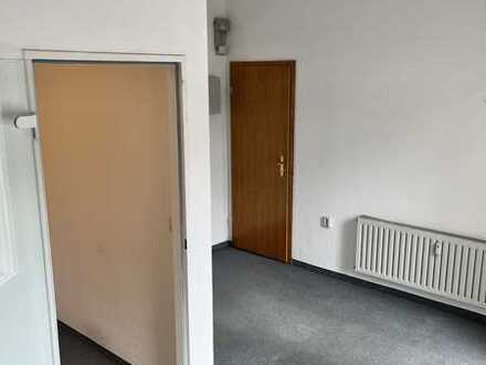 Vielseitig nutzbare Gewerbeeinheit in Burgstädt ab sofort zu vermieten!