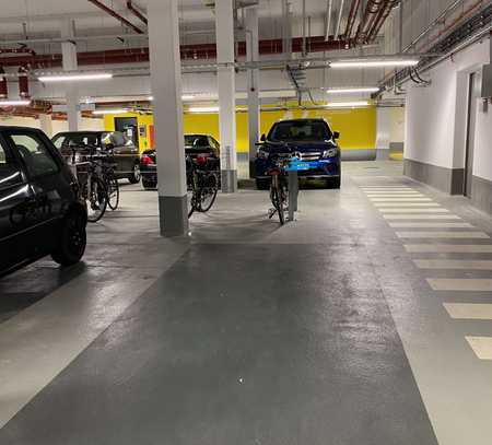 großer Tiefgaragenstellplatz am Hauptbahnhof