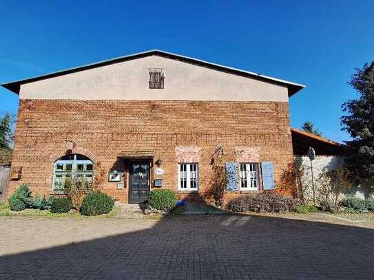 Freistehender großer Bungalow mit traumhaftem Garten in der Nähe vom Parchauer See