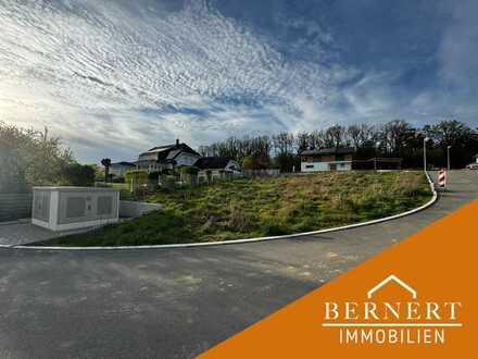 Voll erschlossenes Baugrundstück in idyllischer Lage