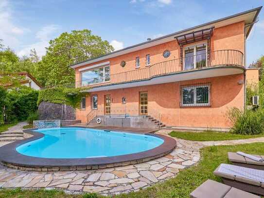Villa mit toskanischem Flair im idyllischen Fischbachtal in Hanglage inklusive Panoramablick!