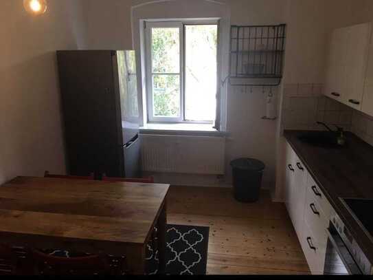 Schöne, voll möblierte 2-Zimmer-Wohnung