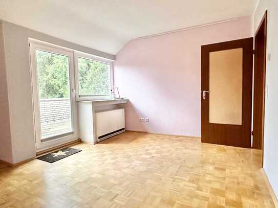 2-Zimmer-Dachgeschoss-Wohnung mit Balkon in Grimlinghausen