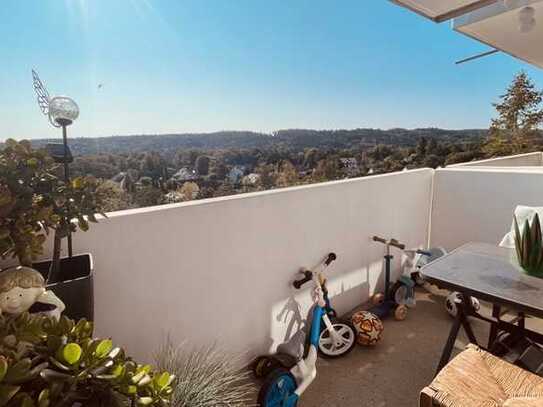 Bezugsfreie, helle 4-Zimmer-Wohnung mit Balkon und tollem Ausblick in FFB