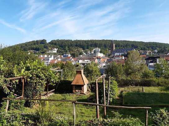 Einfamilienhaus mit Garten und Weitblick