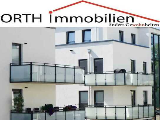 Schicke 2 Zimmer Whg. mit EBK / Balkon + Parkett + Fußbodenheizung + W.-Uellendahl