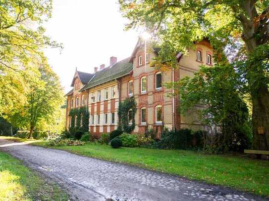 Mehrfamilientraum mit großem Grundstück für Naturliebhaber