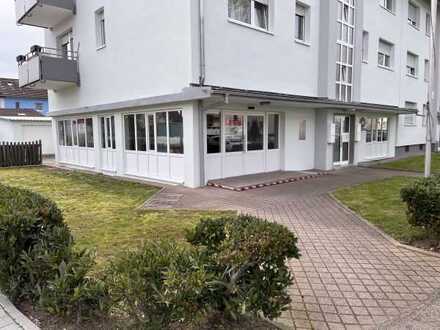 130 m² Gewerbefläche - Praxis - Eisdiele - Büro - plus ca. 100 m² Räume im UG in Rastatt