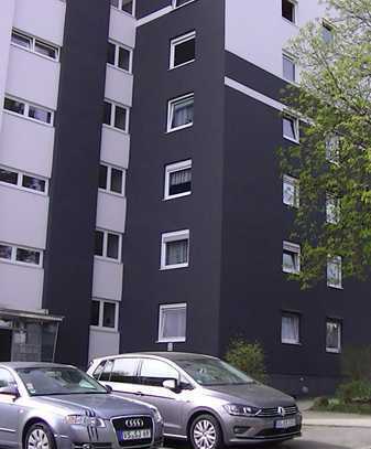 Stilvolle 3-Zimmer-Wohnung mit geh. Innenausstattung mit Balkon und EBK in Villingen-Schwenningen