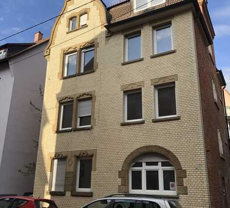 Modernisiertes und gut Vermietetes Mehrfamilienhaus in Stuttgart Ost