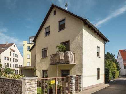 Einfamilienhaus mitten in Augsburg - für Kapitalanleger oder für die eigene Familie!