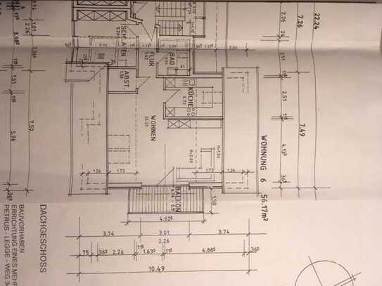 Schöne 2-Zimmer-Dachgeschosswohnung mit Balkon und EBK in Brakel