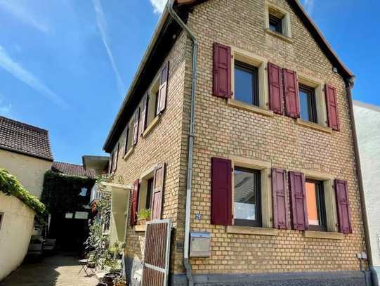Liebevoll renoviertes Backsteinhaus / Hofreite mit Innenhof und optionalem Gartengrundstück