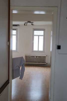 1-Zimmer-Appartement mit EBK und Balkon in Gernsheim