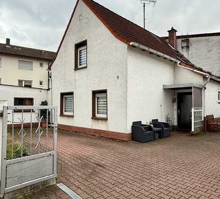 Dreifamilienhaus - solide vermietet - zur Kapitalanlage