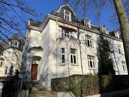 Stillvolle Terrassenwohnung in historischer Villa im Zooviertel...