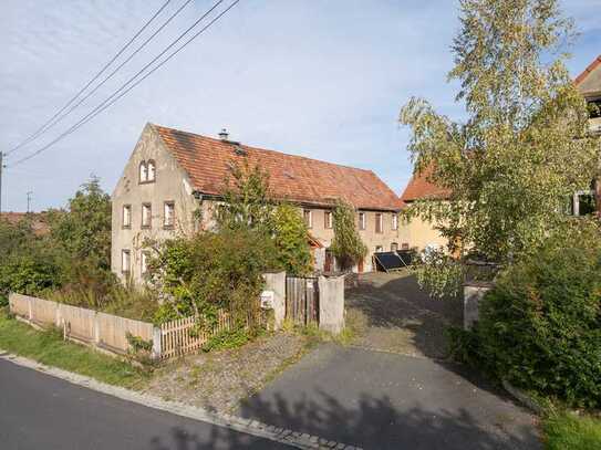 liebevoll sanierter 3-Seiten-Hof für Selbstversorger in Niederau