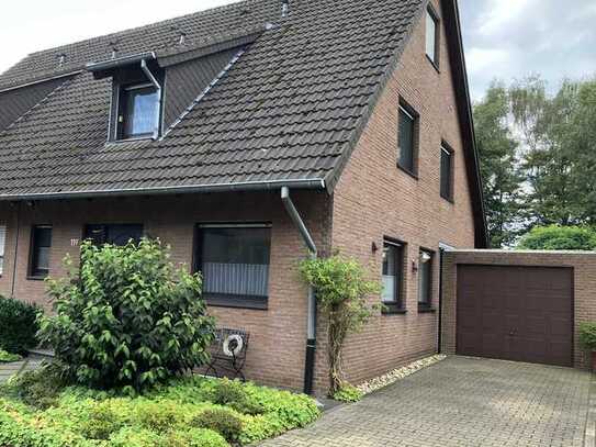 Einfamilienhaus als Doppelhaushälfte in bevorzugter Lage von in Bottrop Kirchhellen