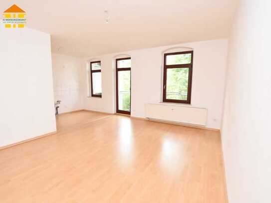 *Schöne Pärchen-Wohnung mit Balkon in Hilbersdorf*