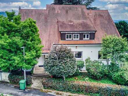 "Gut leben auf der Lindenhöhe" Diese großzügige Villa bietet ein angenehmes Wohnen in einer beliebte