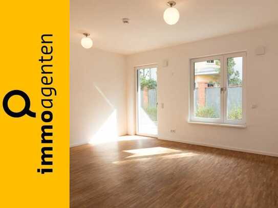 Traumhafte 3 Zimmer Erdgeschosswohnung mit Terrasse und Tiefgaragenstellplatz. *3D Tour verfügbar*