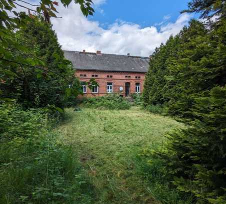 Großes Massivhaus mit eigenem Wald für Selbstversorger & Naturliebhaber