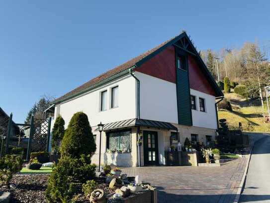 Geräumiges, modernisiertes 5-Raum-Einfamilienhaus mit gehobener Innenausstattung in Steinach / Thür.