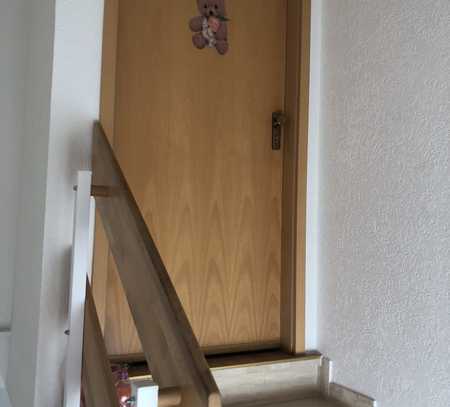 Schöne 3-Zimmer-Wohnung mit Balkon in Stockstadt