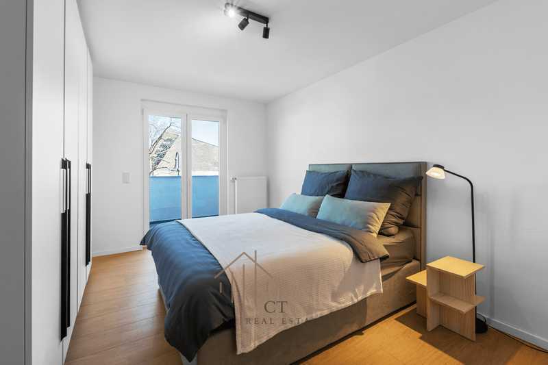                                                               WOHNEN WIE IM NEUBAU! M&ouml;blierte 2-Zimmer-Wohnung mit S&uuml;dbalkon und Stellplatz                                                       in Nied (Frankfurt am Main)
