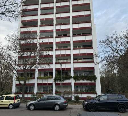 *BEZUGSFREI* Dachgeschoss-Wohnung mit traumhaftem Blick über Berlin