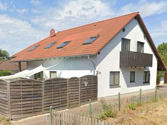 Doppelhaushälfte in bevorzugter Wohnlage mit 6 Zimmern, Kamin, Garten, Garage und Balkon