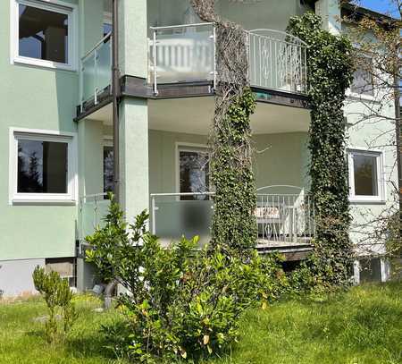 Sehr gepflegte 4 Zimmer Wohnung mit Balkon ** Top ** Garage