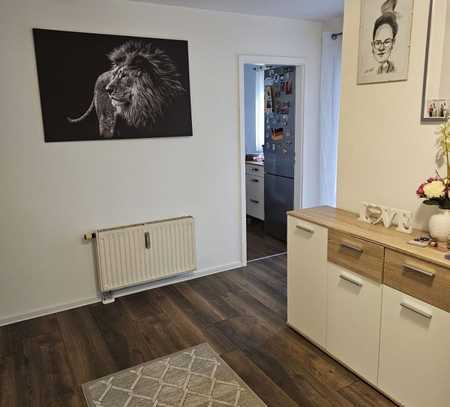 Barrierefreie, 3,5 Zimmer EG Wohnung mit Terrasse, EBK und TG Stellplatz zu vermieten