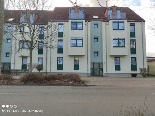 2-Raumwohnung im Dachgeschoss | 2 Balkone