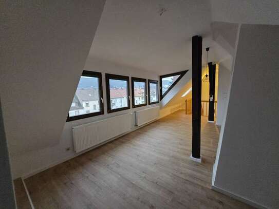 Attraktive 3-Zimmer-Maisonettenwohnung in 67433, Neustadt an der Weinstraße (Winzingen)