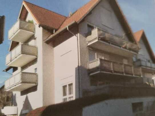 2-Zimmer-Wohnung mit Balkon, Einbauküche und TG-Stellplatz in Heilbronn-Neckargartach