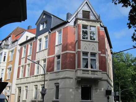Gepflegte 3 Zimmer DG-Wohnung mit Balkon und EBK in Osnabrück