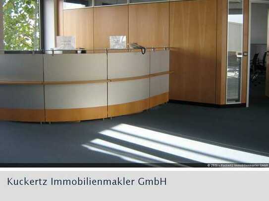 Schicke Büroflächen im Gewerbegebiet in 52382 Niederzier, an der A 4, Lagerflächen möglich