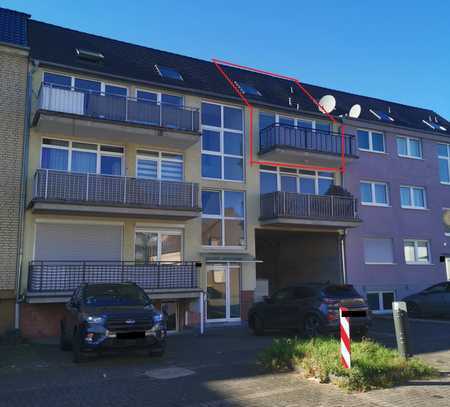 Geschmackvolle 3-Raum-Maisonette-Wohnung mit geh. Innenausstattung mit Balkon und EBK