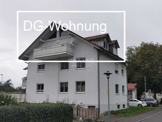 Helle und gemütliche 3 Zimmer-Dachgeschoss-Wohnung mit Balkon