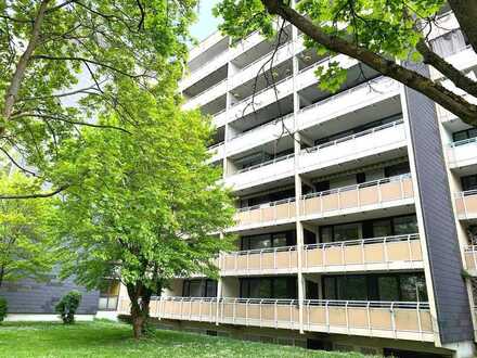 Gepflegte 3 ZKB Wohnung mit ca. 78 m² Wohnfläche, großem Balkon und PKW-Stellplatz in AUDI-Nähe