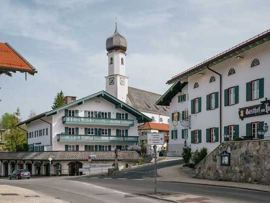 Wohnung zur Selbstgestaltung mit großem Balkon und Bergblick