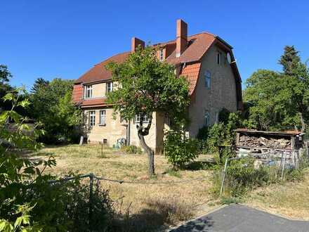 Toplage. Topangebot in Falkensee. Vierfamilienhaus auf 1400 qm mit zusätzlichem Baugrundstück.